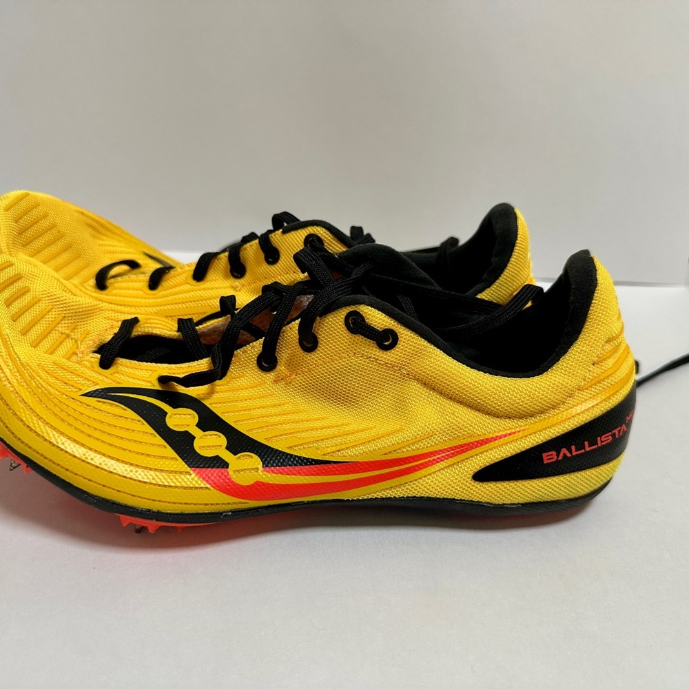 Saucony Ballista track spikes for mid distance